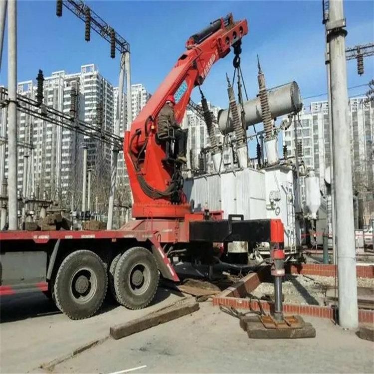 红花岗就近吊车出租|工地厂房吊装设备租赁|24小时高效响应